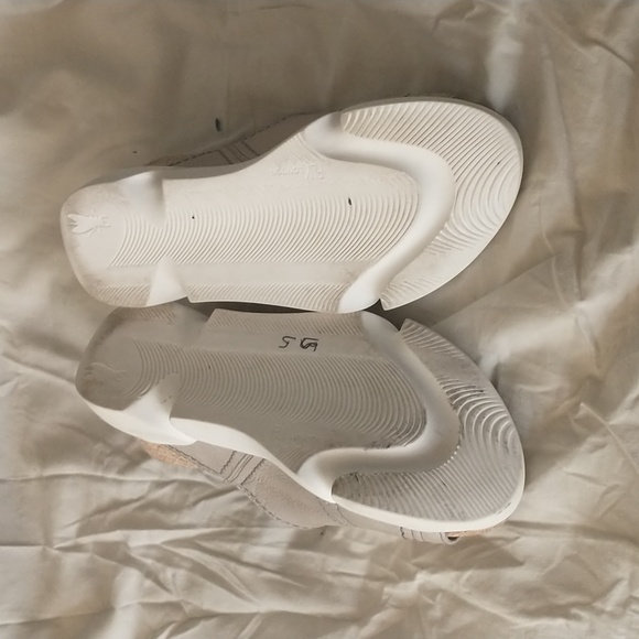 Fly London Slides - Picture 5 of 5